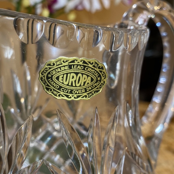 Vintage Europa Hand Cut 24% Lead Crystal Diamond & Starburst Motif Jug Pitcher - Picture 2 of 9